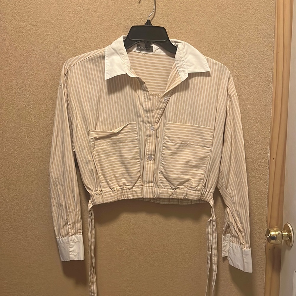 Sans Souci | button down crop top